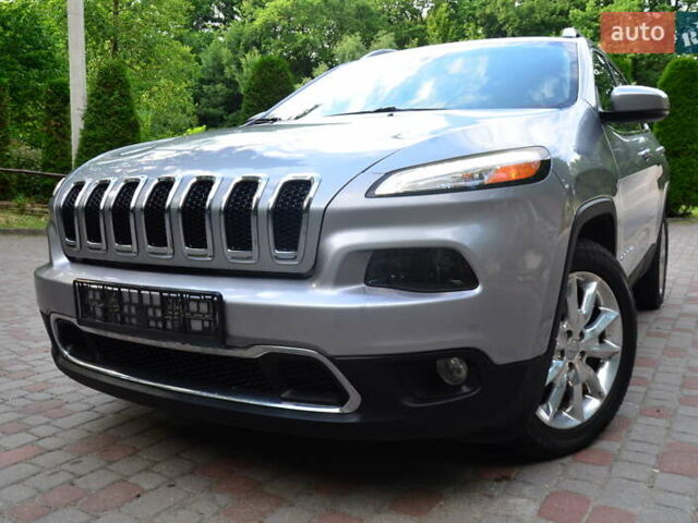 Сірий Джип Cherokee, об'ємом двигуна 2.4 л та пробігом 151 тис. км за 13350 $, фото 3 на Automoto.ua