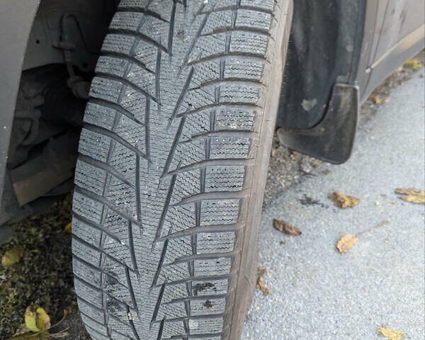 Серый Джип Чероки, объемом двигателя 2.36 л и пробегом 140 тыс. км за 16300 $, фото 22 на Automoto.ua