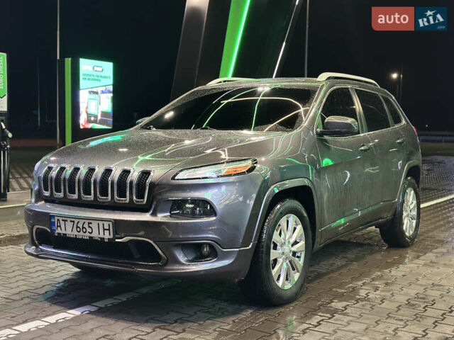 Серый Джип Чероки, объемом двигателя 3.24 л и пробегом 201 тыс. км за 16300 $, фото 55 на Automoto.ua