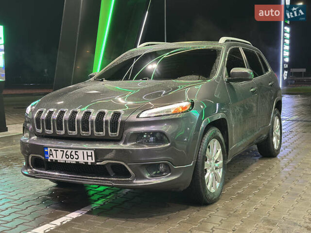 Серый Джип Чероки, объемом двигателя 3.24 л и пробегом 201 тыс. км за 16300 $, фото 27 на Automoto.ua