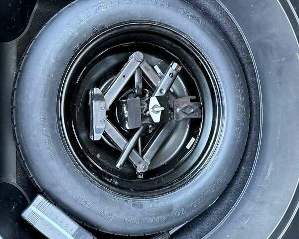 Сірий Джип Cherokee, об'ємом двигуна 3.24 л та пробігом 110 тис. км за 15800 $, фото 48 на Automoto.ua