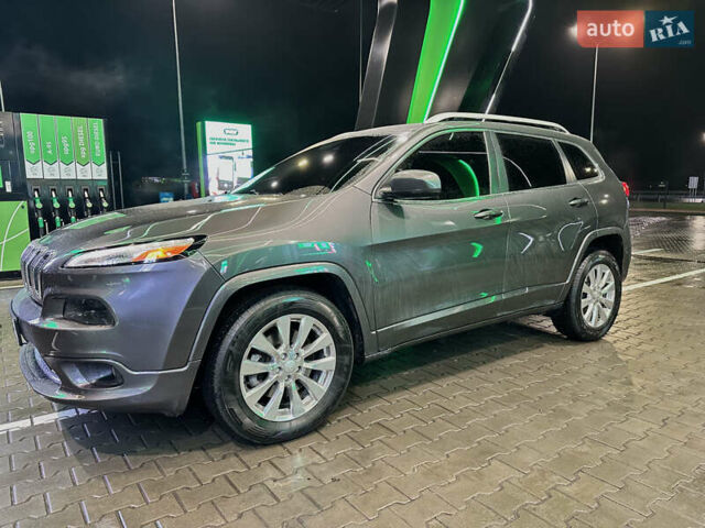 Серый Джип Чероки, объемом двигателя 3.24 л и пробегом 201 тыс. км за 16300 $, фото 28 на Automoto.ua