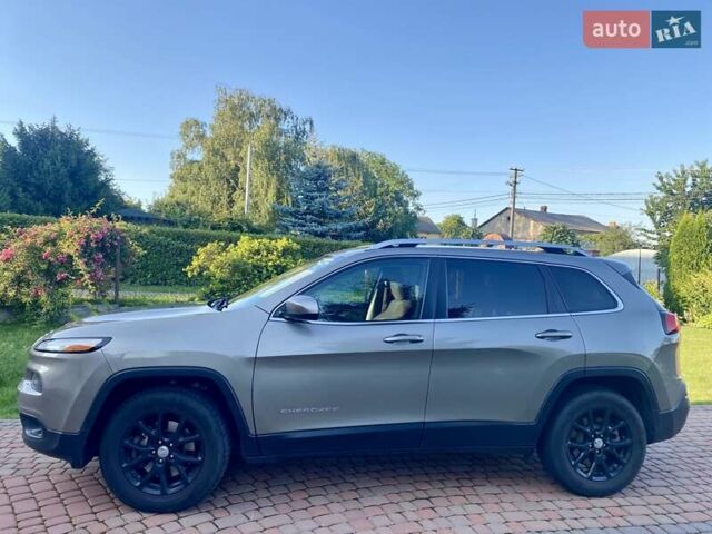 Сірий Джип Cherokee, об'ємом двигуна 2.36 л та пробігом 139 тис. км за 13500 $, фото 13 на Automoto.ua