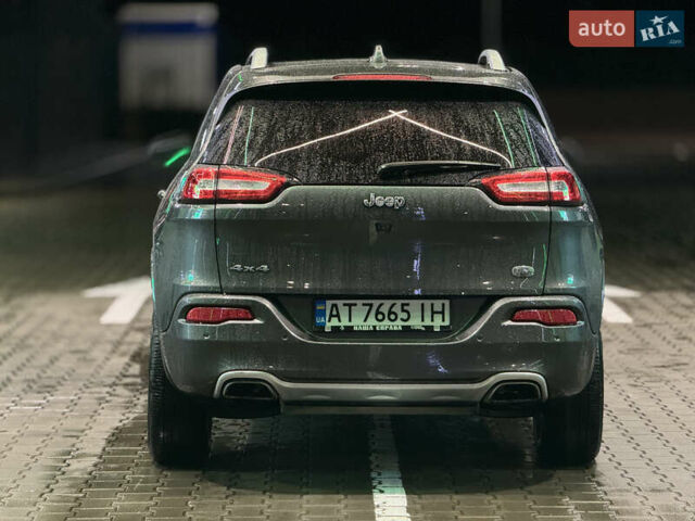 Серый Джип Чероки, объемом двигателя 3.24 л и пробегом 201 тыс. км за 16300 $, фото 16 на Automoto.ua