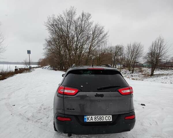Сірий Джип Cherokee, об'ємом двигуна 2.4 л та пробігом 79 тис. км за 16900 $, фото 7 на Automoto.ua