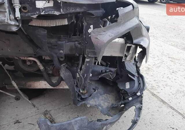 Серый Джип Чероки, объемом двигателя 2.4 л и пробегом 72 тыс. км за 11500 $, фото 2 на Automoto.ua