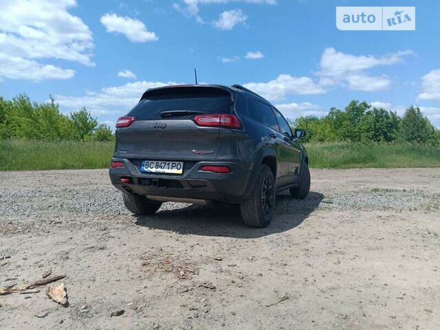 Сірий Джип Cherokee, об'ємом двигуна 2.4 л та пробігом 97 тис. км за 15999 $, фото 33 на Automoto.ua