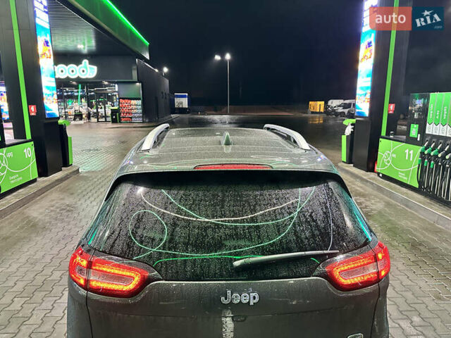 Серый Джип Чероки, объемом двигателя 3.24 л и пробегом 201 тыс. км за 16300 $, фото 35 на Automoto.ua