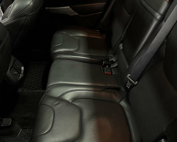 Серый Джип Чероки, объемом двигателя 3.24 л и пробегом 201 тыс. км за 16300 $, фото 124 на Automoto.ua