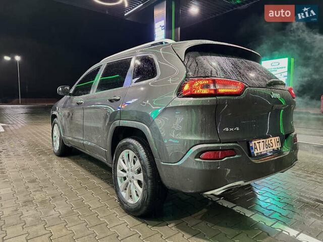 Серый Джип Чероки, объемом двигателя 3.24 л и пробегом 201 тыс. км за 16300 $, фото 31 на Automoto.ua