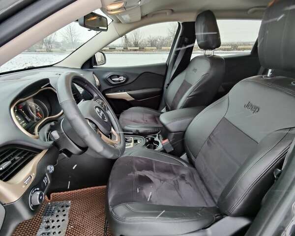 Сірий Джип Cherokee, об'ємом двигуна 2.4 л та пробігом 79 тис. км за 16900 $, фото 18 на Automoto.ua