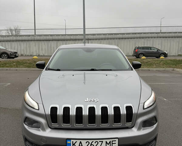 Сірий Джип Cherokee, об'ємом двигуна 2.36 л та пробігом 140 тис. км за 12500 $, фото 6 на Automoto.ua