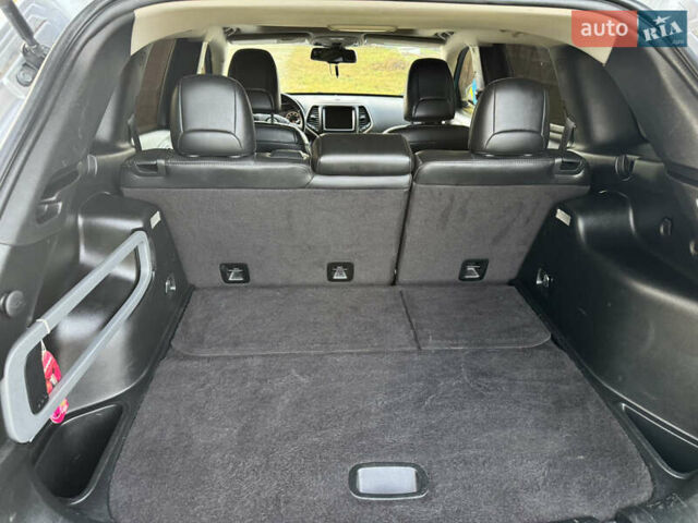 Серый Джип Чероки, объемом двигателя 3.24 л и пробегом 144 тыс. км за 17000 $, фото 15 на Automoto.ua