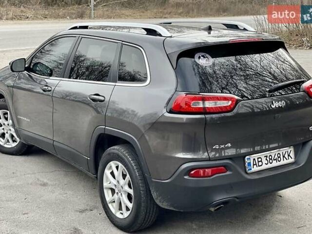 Сірий Джип Cherokee, об'ємом двигуна 2.36 л та пробігом 165 тис. км за 13800 $, фото 2 на Automoto.ua