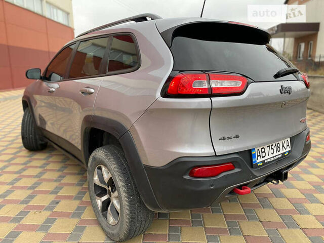 Сірий Джип Cherokee, об'ємом двигуна 2.4 л та пробігом 46 тис. км за 17999 $, фото 2 на Automoto.ua