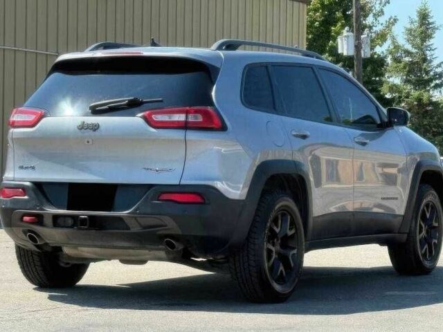 Серый Джип Чероки, объемом двигателя 3.2 л и пробегом 88 тыс. км за 4000 $, фото 6 на Automoto.ua