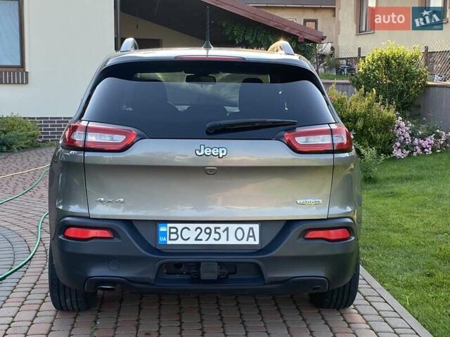 Сірий Джип Cherokee, об'ємом двигуна 2.36 л та пробігом 139 тис. км за 13500 $, фото 3 на Automoto.ua