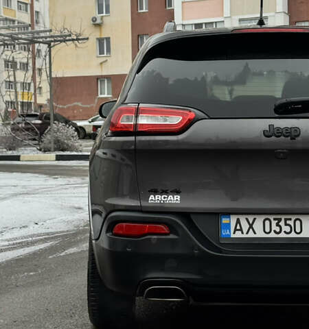 Серый Джип Чероки, объемом двигателя 3.24 л и пробегом 85 тыс. км за 16500 $, фото 9 на Automoto.ua