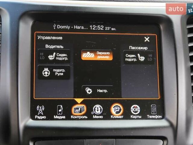 Сірий Джип Cherokee, об'ємом двигуна 3.24 л та пробігом 157 тис. км за 14000 $, фото 19 на Automoto.ua