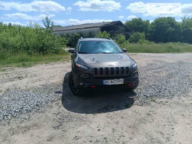 Сірий Джип Cherokee, об'ємом двигуна 2.4 л та пробігом 97 тис. км за 15999 $, фото 3 на Automoto.ua