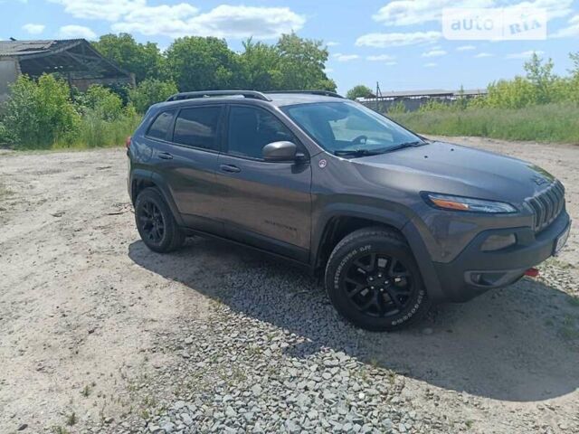 Сірий Джип Cherokee, об'ємом двигуна 2.4 л та пробігом 97 тис. км за 15999 $, фото 13 на Automoto.ua