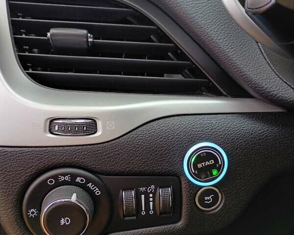 Джип Cherokee 2017 у Рівному на Automoto.ua Сірий Джип Cherokee, об'ємом двигуна 3.24 л та пробігом 127 тис. км за 13700 $, фото 12 на Automoto.ua