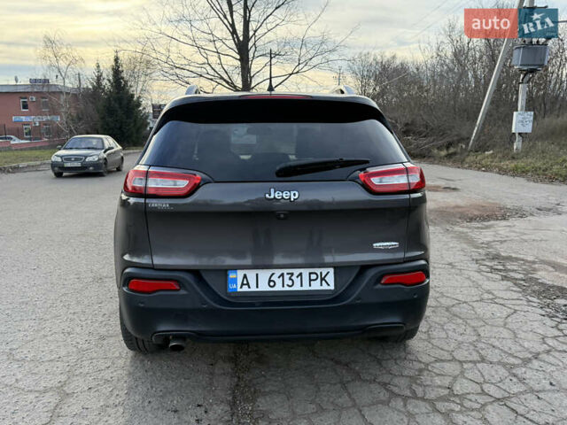Серый Джип Чероки, объемом двигателя 2.36 л и пробегом 202 тыс. км за 12400 $, фото 8 на Automoto.ua