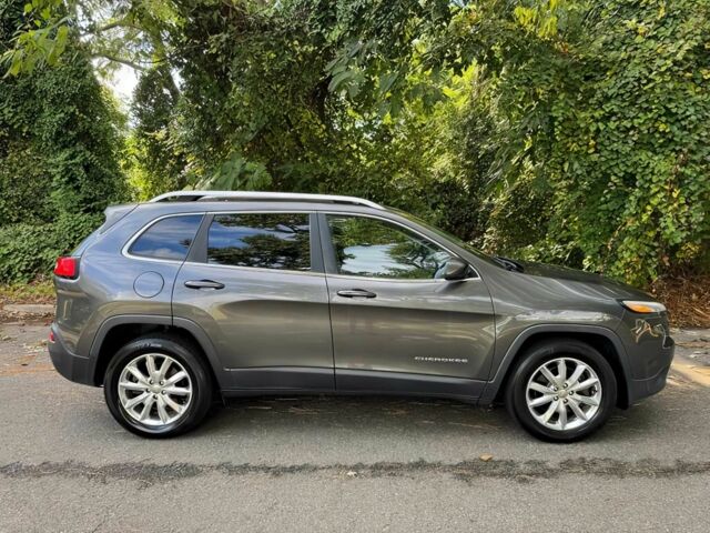 Серый Джип Чероки, объемом двигателя 2.4 л и пробегом 50 тыс. км за 7800 $, фото 6 на Automoto.ua