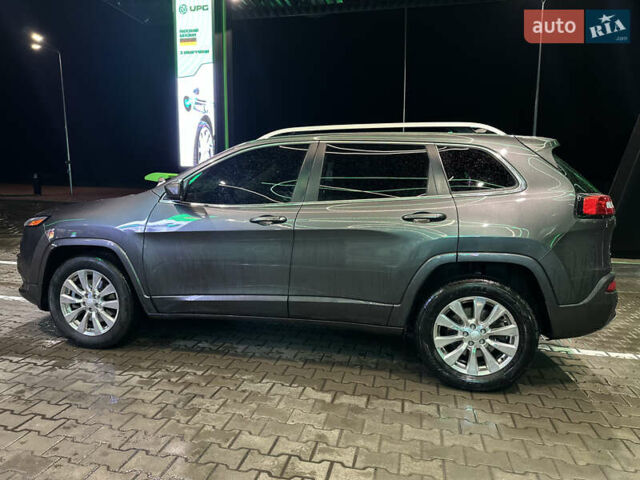 Серый Джип Чероки, объемом двигателя 3.24 л и пробегом 201 тыс. км за 16300 $, фото 61 на Automoto.ua