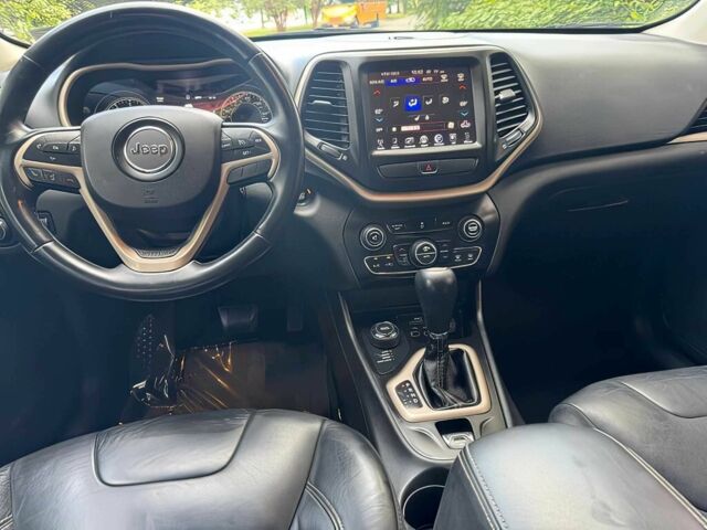 Серый Джип Чероки, объемом двигателя 2.4 л и пробегом 50 тыс. км за 7800 $, фото 8 на Automoto.ua