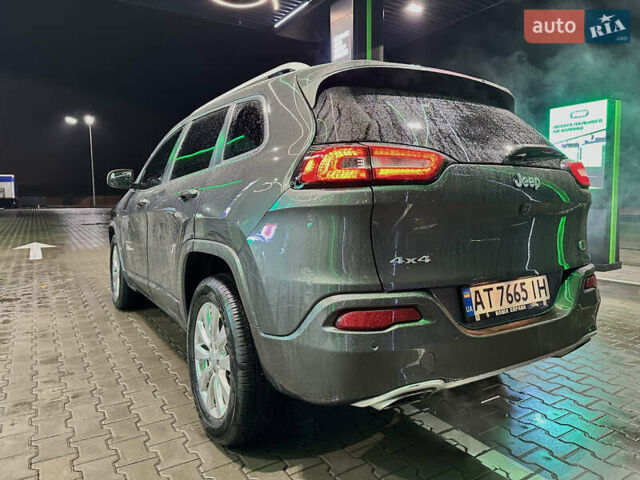 Серый Джип Чероки, объемом двигателя 3.24 л и пробегом 201 тыс. км за 16300 $, фото 32 на Automoto.ua