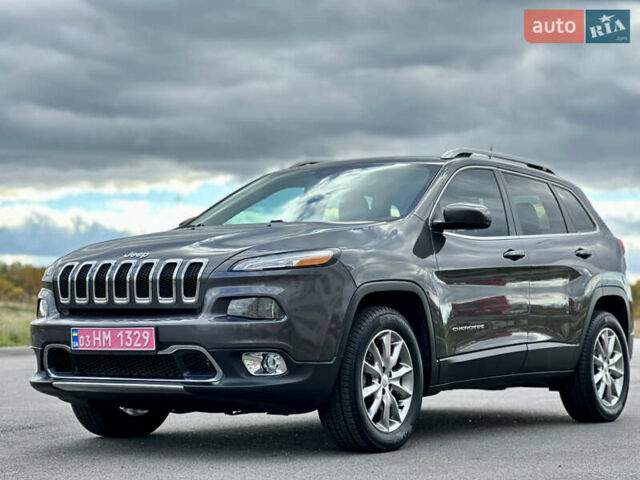 Джип Cherokee 2017 у Вінниці на Automoto.ua Сірий Джип Cherokee, об'ємом двигуна 2.4 л та пробігом 136 тис. км за 16777 $, фото 35 на Automoto.ua