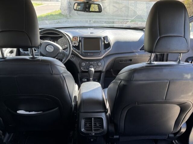 Серый Джип Чероки, объемом двигателя 3.2 л и пробегом 115 тыс. км за 15400 $, фото 12 на Automoto.ua