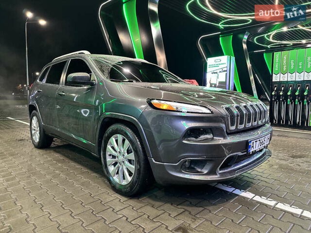 Серый Джип Чероки, объемом двигателя 3.24 л и пробегом 201 тыс. км за 16300 $, фото 47 на Automoto.ua