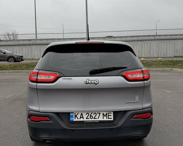 Сірий Джип Cherokee, об'ємом двигуна 2.36 л та пробігом 140 тис. км за 12500 $, фото 7 на Automoto.ua