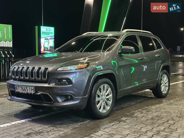 Серый Джип Чероки, объемом двигателя 3.24 л и пробегом 201 тыс. км за 16300 $, фото 4 на Automoto.ua