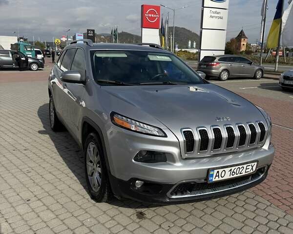 Серый Джип Чероки, объемом двигателя 2.36 л и пробегом 170 тыс. км за 15500 $, фото 11 на Automoto.ua