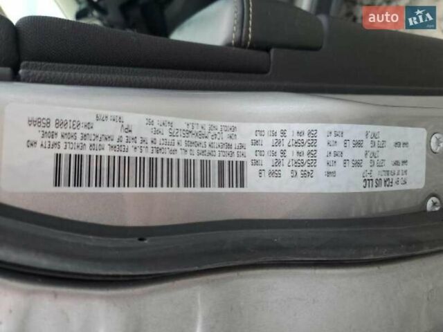 Сірий Джип Cherokee, об'ємом двигуна 2.36 л та пробігом 180 тис. км за 7700 $, фото 9 на Automoto.ua