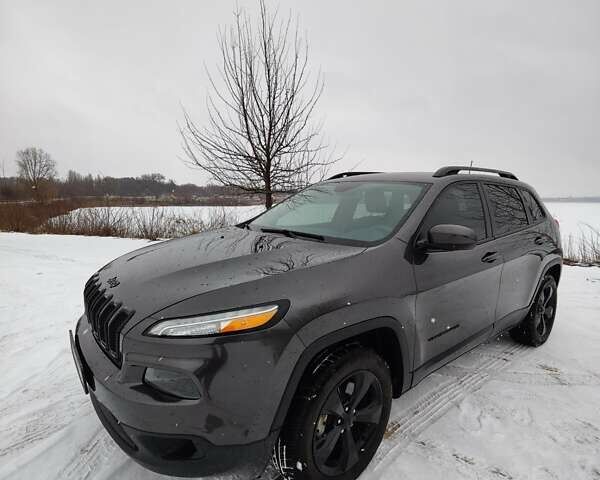 Сірий Джип Cherokee, об'ємом двигуна 2.4 л та пробігом 79 тис. км за 16900 $, фото 1 на Automoto.ua