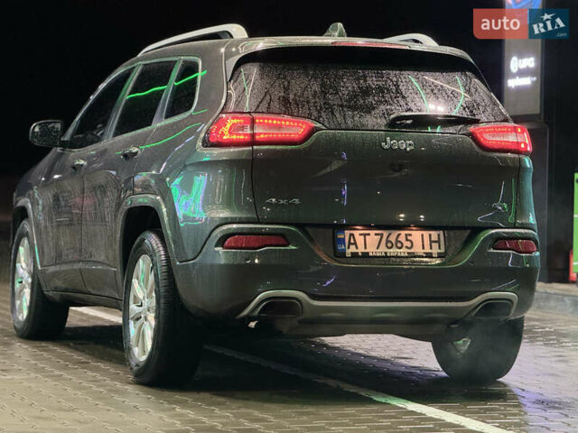 Серый Джип Чероки, объемом двигателя 3.24 л и пробегом 201 тыс. км за 16300 $, фото 8 на Automoto.ua