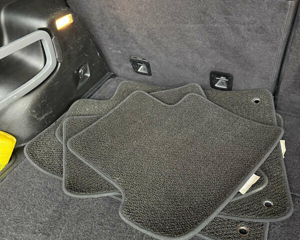 Серый Джип Чероки, объемом двигателя 3.24 л и пробегом 201 тыс. км за 16300 $, фото 113 на Automoto.ua