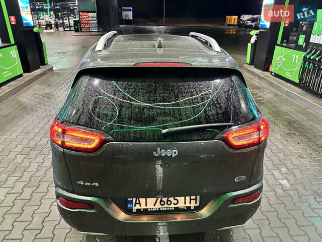 Серый Джип Чероки, объемом двигателя 3.24 л и пробегом 201 тыс. км за 16300 $, фото 36 на Automoto.ua