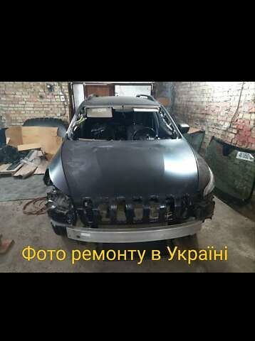 Сірий Джип Cherokee, об'ємом двигуна 2.4 л та пробігом 79 тис. км за 16900 $, фото 33 на Automoto.ua