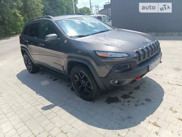 Сірий Джип Cherokee, об'ємом двигуна 2.4 л та пробігом 97 тис. км за 15999 $, фото 2 на Automoto.ua