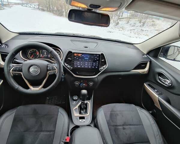 Сірий Джип Cherokee, об'ємом двигуна 2.4 л та пробігом 79 тис. км за 16900 $, фото 14 на Automoto.ua