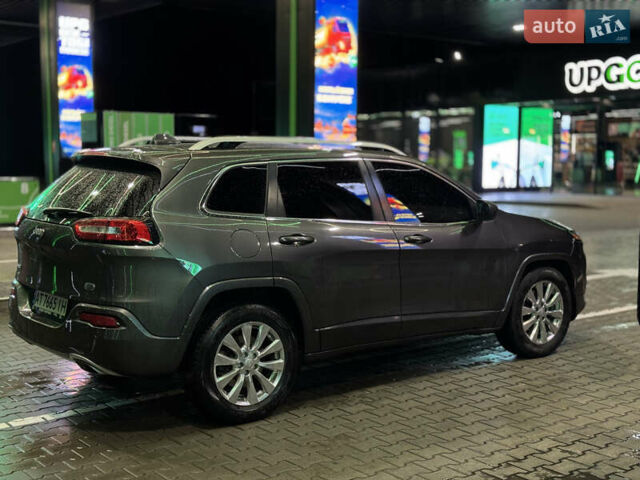 Серый Джип Чероки, объемом двигателя 3.24 л и пробегом 201 тыс. км за 16300 $, фото 17 на Automoto.ua