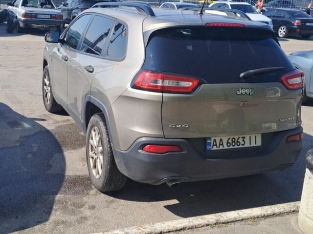 Сірий Джип Cherokee, об'ємом двигуна 2.4 л та пробігом 130 тис. км за 16300 $, фото 3 на Automoto.ua