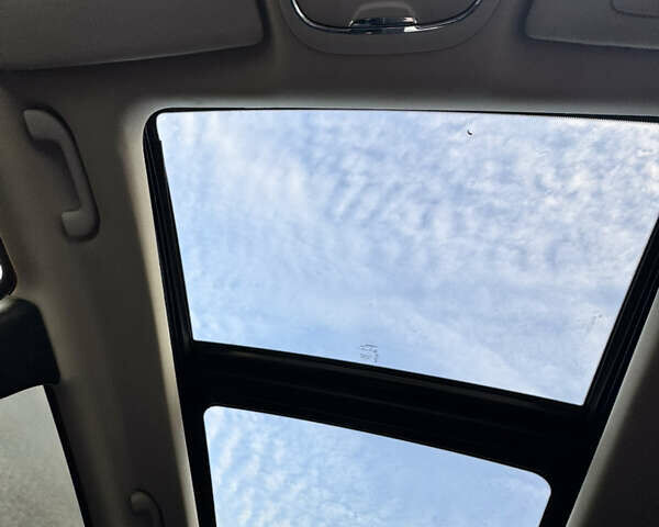 Серый Джип Чероки, объемом двигателя 3.24 л и пробегом 144 тыс. км за 17000 $, фото 37 на Automoto.ua