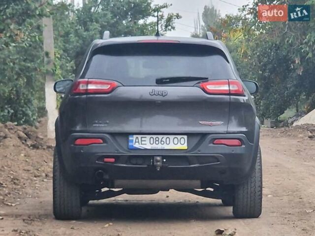 Сірий Джип Cherokee, об'ємом двигуна 2.4 л та пробігом 117 тис. км за 17000 $, фото 9 на Automoto.ua
