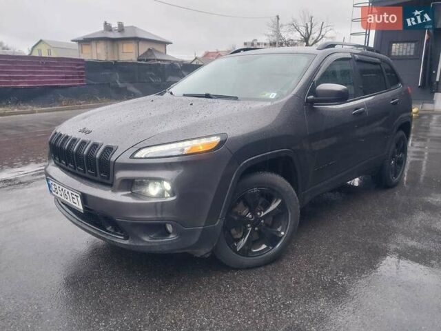 Сірий Джип Cherokee, об'ємом двигуна 3.24 л та пробігом 155 тис. км за 17500 $, фото 1 на Automoto.ua